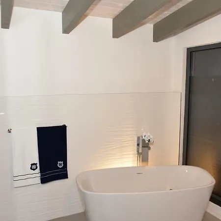 The Fountain Loft - 170sqm Villa *